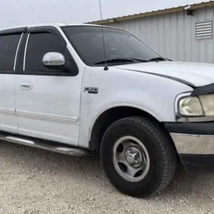 (TX) 2002 Ford F-150