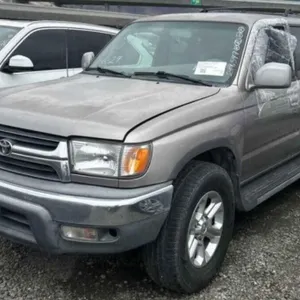 (CA) 2001 Toyota 4Runner