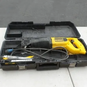 DeWalt DW304P Reciprocating Saw