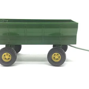 Ertl John Deere Plastic Toy Wagon 8” x 4” x 4”