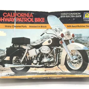 Revell 1/8 Scale California Highway Patrol Bike
