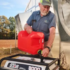 Scepter Red Fuel Container w/Rear Handle - 5 Gallo