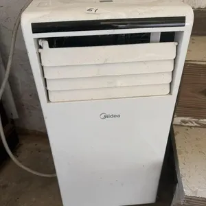 Media mobile air Conditioneer turned on 24 inT x