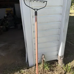 Garden rake