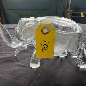 Elephant - clear glass covered dish