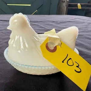 Hen - translucent milk glass covered dish