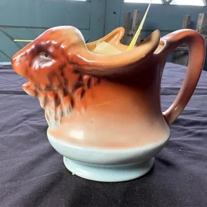 Bison/buffalo syrup pitcher
