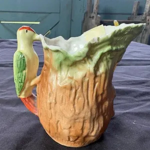 Woodpecker pitcher