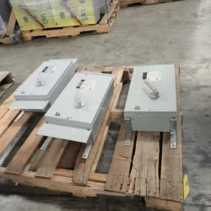Lot of (3) Assorted GE 200A Panelboards