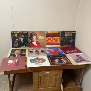 Record albums, Diana Ross and Supremes, Dolly Parton, Crystal Gayle, Bellamy, Brothers, Reba McEntire, Excelsior, George, Beverly, and more