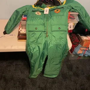 John Deere snowmobile suit, size extra large