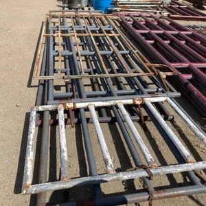 (4) Miscellaneous Light Duty  Gates & (1) Panel