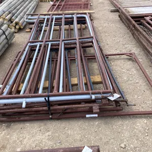 (7) 10'x6' High Portable Panels, 1 with Man Gate
