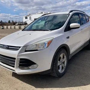 2014 Ford Escape White SUV s/n: 1FMCU9G91EUC62809