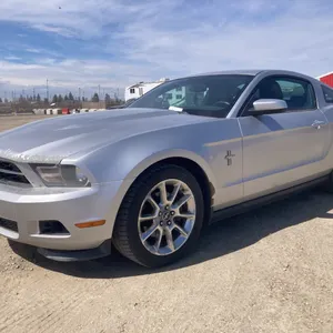 2011 Ford Mustang Silver Car s/n: 1ZVBP8AM3B5121175
