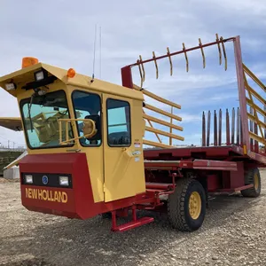 1999 New Holland 1089 Stack Cruise Bale Wagon  s/n: 6161037 **B-77**