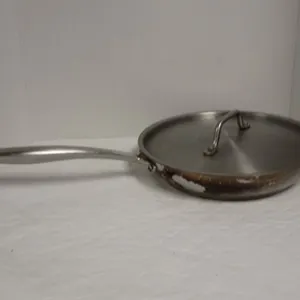 Commercial Skillet With Lid