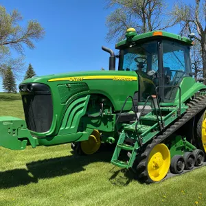 2002 JOHN DEERE 8420T, TWO TRACK TRACTOR