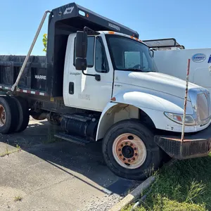 2011 INTERNATIONAL 4300 6YD DUMP TRUCK