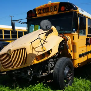 2006 International CE 300 School Bus (Parts Unit) - Will Need to be Towed