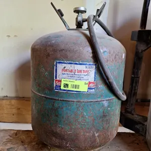 Portable Air Tank with Hose