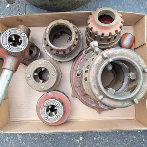 Assorted Pipe Threader Die Heads