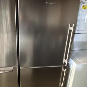 BLOMBERG 29" WIDE STAINLESS STEEL SWING DOOR FRIDGE WITH BOTTOM FREEZER