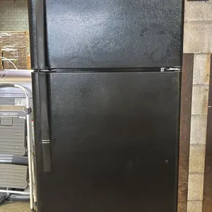 HAIER 30" WIDE BLACK SWING DOOR FRIDGE WITH TOP FREEZER