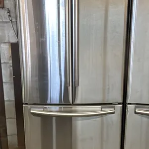 SAMSUNG 32" WIDE STAINLESS STEEL FRENCH DOOR FRIDGE WITH BOTTOM FREEZER DRAWER