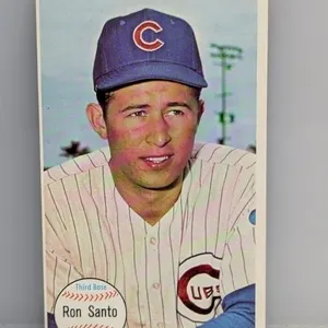 1964 Topps Giants Baseball Ron Santo HOF Corners