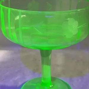 Vintage Etched Glass Uranium Pedestal Dish