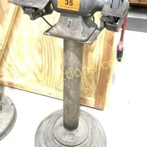DAYTON GRINDER ON STAND