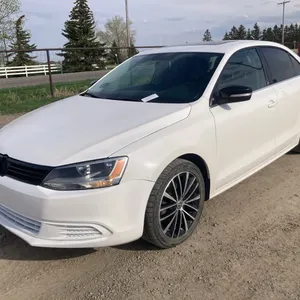 2014 Volkswagen Jetta White Car s/n: 3VWLL7AJ3EM388184