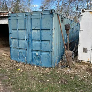 1991 40 FT SEA CONTAINER INCLUDES STORAGE RACKING S/N 9102550 - FLOOR DAMAGED AT FRONT OF UNIT, BUYER RESPONSIBLE FOR LOADING *CONTENTS NOT INCLUDED*