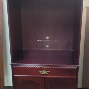 Tv Display Cabinet with Upper Shelf and Lower Storage