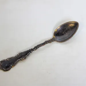 STERLING SILVER SOUVENIER SPOON (8 GRAMS)