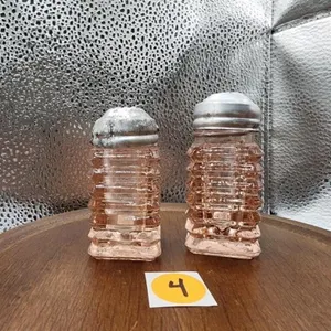 Vtg Anchor-Hocking Manhattan Pink Salt & Pepper