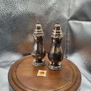 VTG Henley Oneida Community Salt & Pepper Shaker
