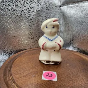 Single VTG Shawnee Pottery "Sailor Boy" Shaker