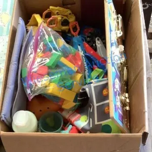 CHILDREN�S TOYS