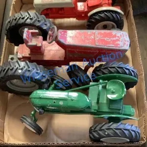TOY TRACTORS - ERTL 1:16 SCALE