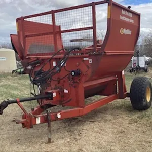 2008 Highline Bale Pro 8100 bale shredder.