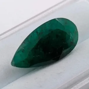 $14,400 Appraisal 7.2 ct Cert. Colombian Emerald