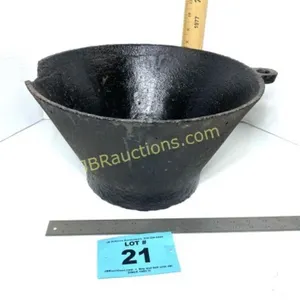 LARGE CAST IRON FUNNEL WITH DAMAGE ON LIP