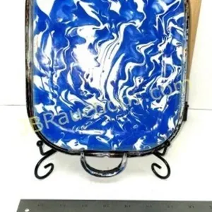 GRANITEWARE BLUE & WHITE SWIRL HANDLED BAKING PAN