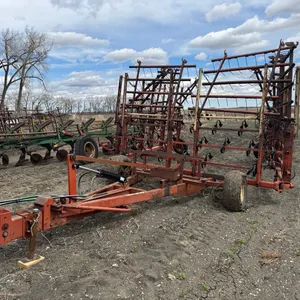 Melroe 45’ multiweeder