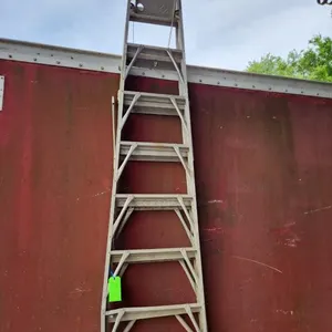 8' Aluminum Step Ladder