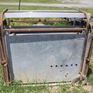 Small Livestock Catch Chute