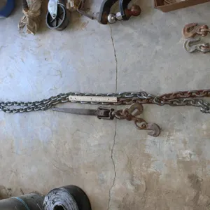Chain Binder and 13 Ft Chain With 2 Hooks