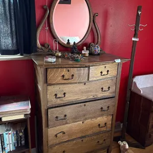 VICTORIAN INFLUENCED DRESSER WITH SIX DRAWERS AND MIRROR